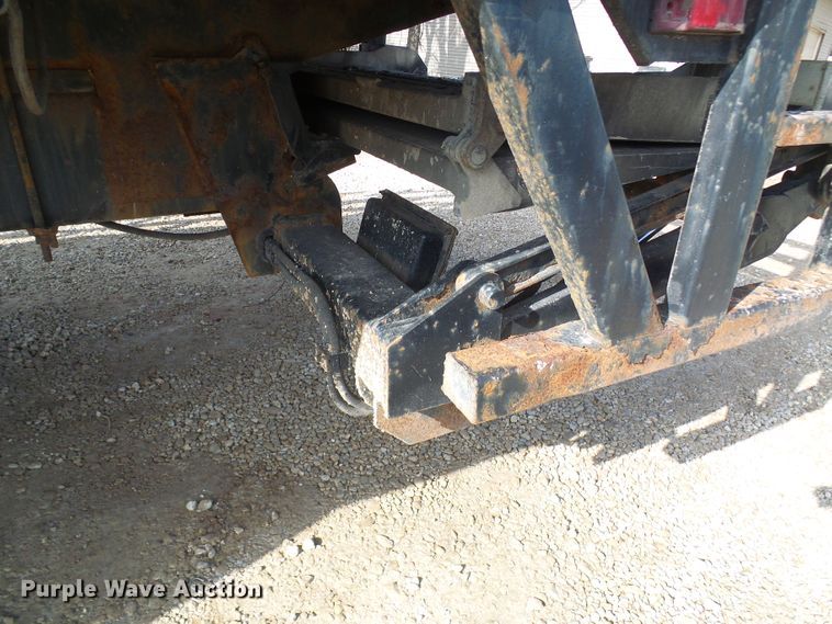 image for item DC2760 2008 International 4300  flatbed truck