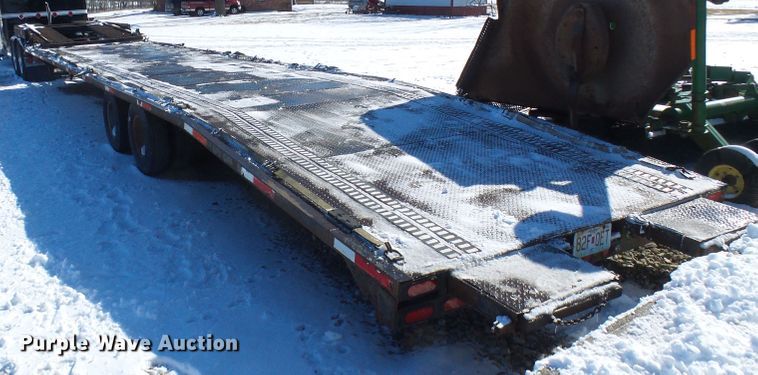 image for item DC2766 2010 Infinity  car carrier