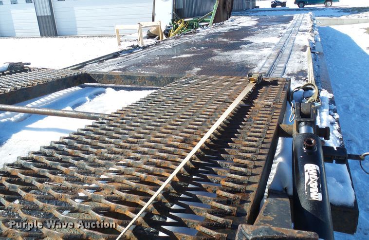 image for item DC2766 2010 Infinity  car carrier