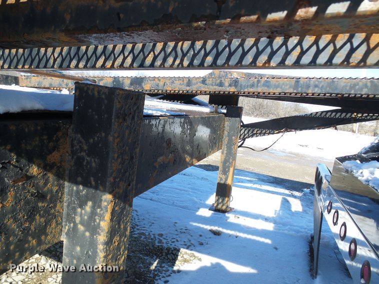 image for item DC2766 2010 Infinity  car carrier