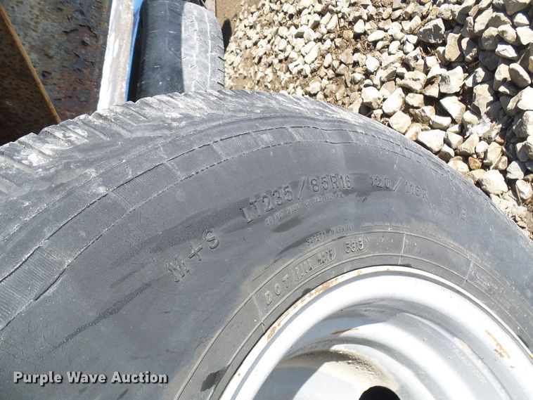 image for item DC2766 2010 Infinity  car carrier