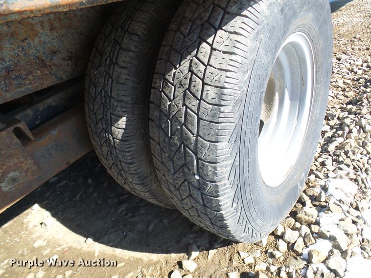 image for item DC2766 2010 Infinity  car carrier