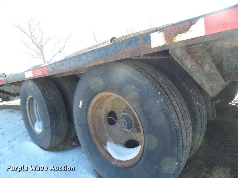 image for item DC2766 2010 Infinity  car carrier