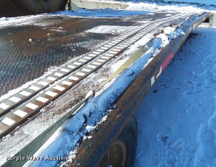 image for item DC2766 2010 Infinity  car carrier