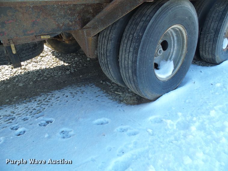 image for item DC2766 2010 Infinity  car carrier