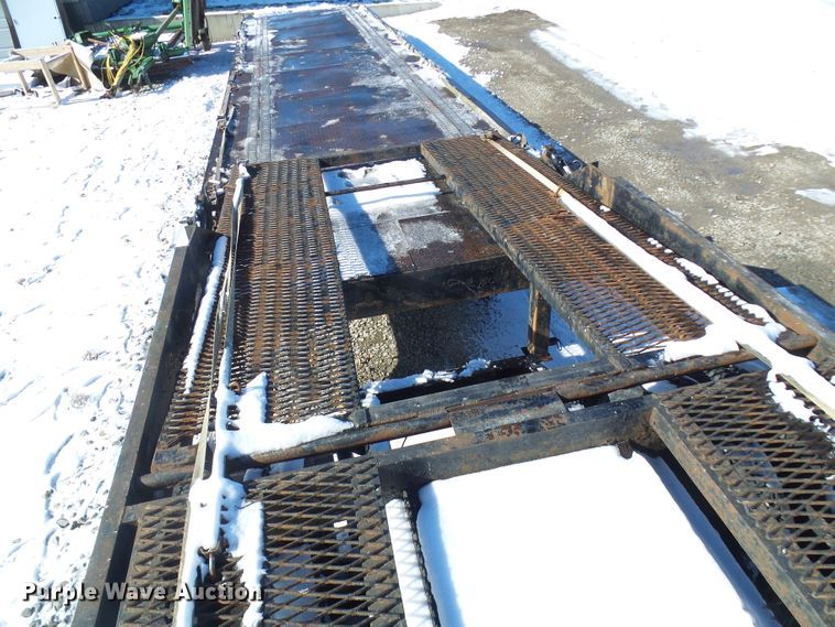 image for item DC2766 2010 Infinity  car carrier