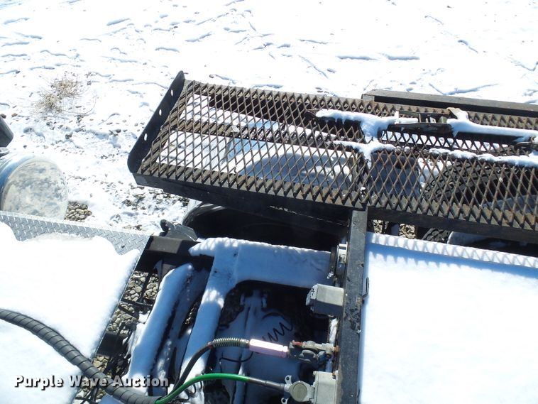 image for item DC2766 2010 Infinity  car carrier