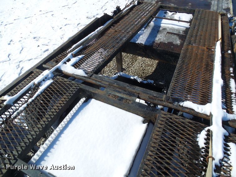 image for item DC2766 2010 Infinity  car carrier