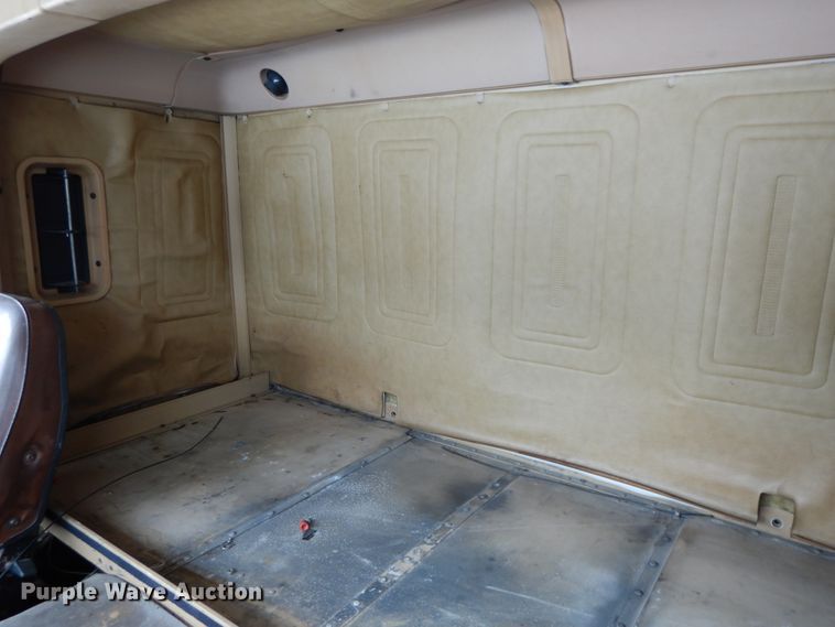 image for item DF6431 1982 International CO-9670  semi truck