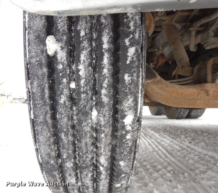 image for item DF6431 1982 International CO-9670  semi truck