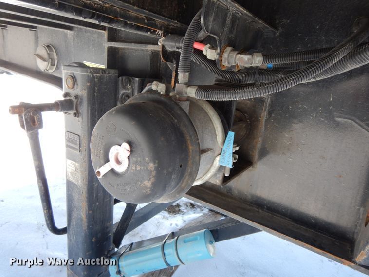 image for item DF6440 2015 Fontaine Xcalibur extendable flatbed trailer