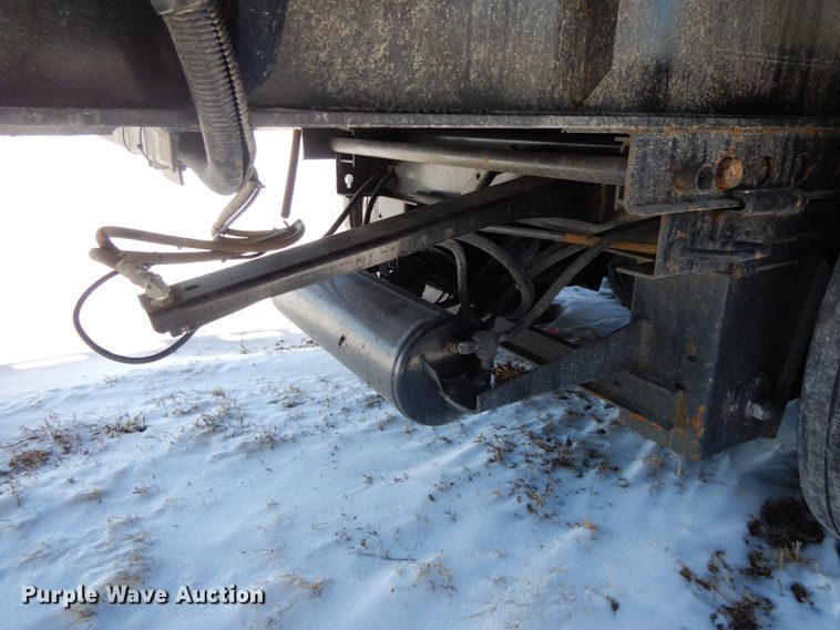 image for item DF6440 2015 Fontaine Xcalibur extendable flatbed trailer