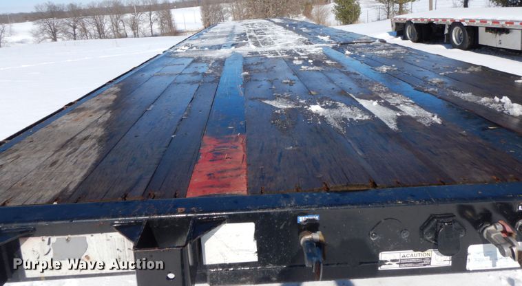 image for item DF6440 2015 Fontaine Xcalibur extendable flatbed trailer