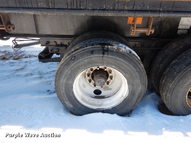 image for item DF6440 2015 Fontaine Xcalibur extendable flatbed trailer