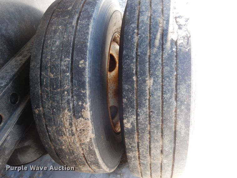 image for item DF6440 2015 Fontaine Xcalibur extendable flatbed trailer