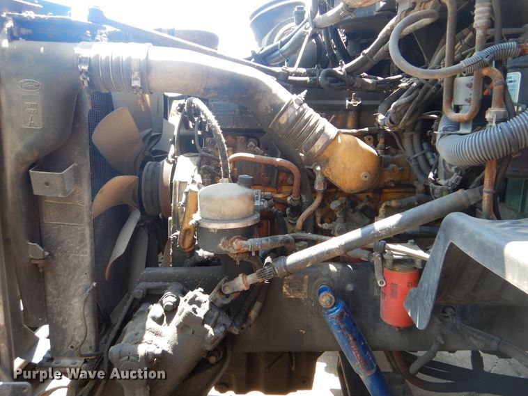 image for item DG8644 2007 Peterbilt 387  semi truck