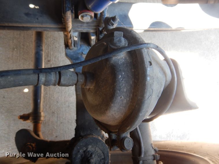 image for item DG8644 2007 Peterbilt 387  semi truck