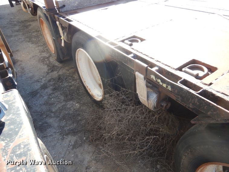 image for item DI3608 1999 Doonan 482DC14 drop deck trailer