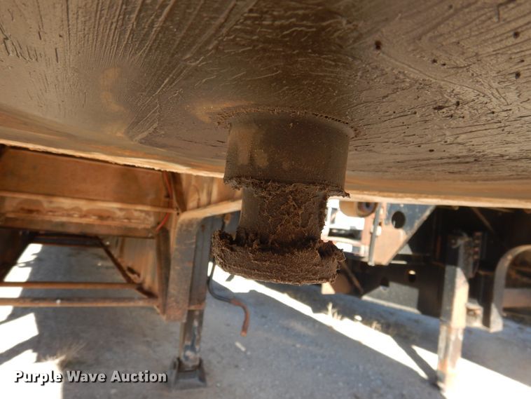 image for item DI3608 1999 Doonan 482DC14 drop deck trailer