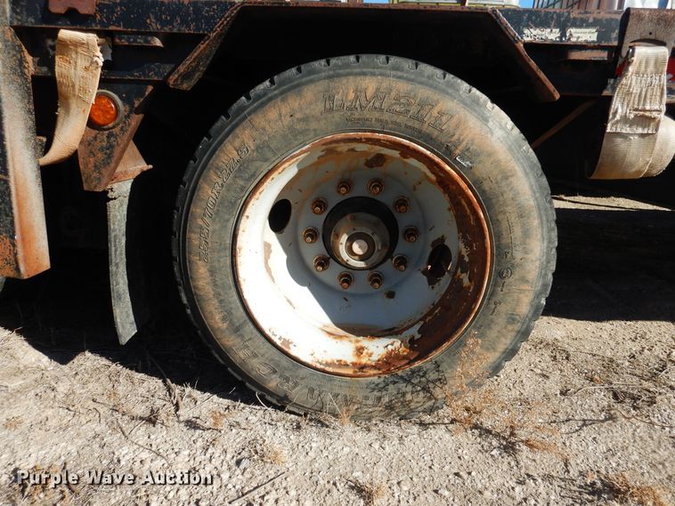 image for item DI3608 1999 Doonan 482DC14 drop deck trailer