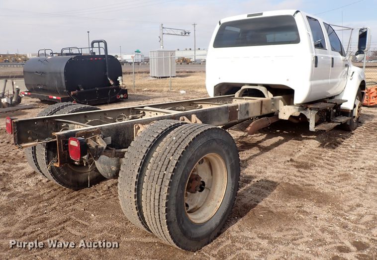image for item DJ0006 2008 Ford F650  Crew Cab truck cab and chassis