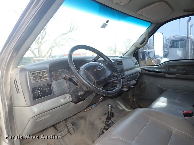 image for item DJ0006 2008 Ford F650  Crew Cab truck cab and chassis