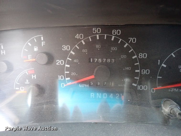 image for item DJ0006 2008 Ford F650  Crew Cab truck cab and chassis