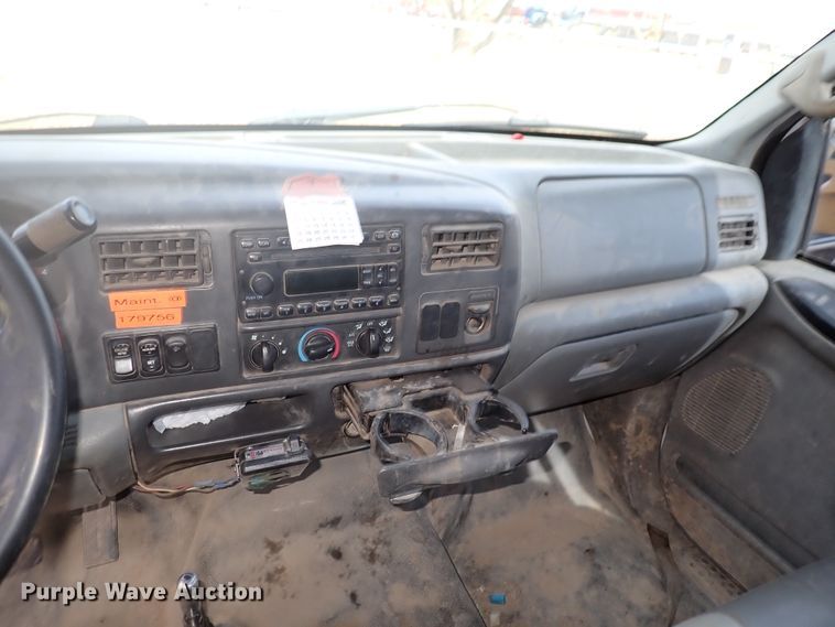 image for item DJ0006 2008 Ford F650  Crew Cab truck cab and chassis