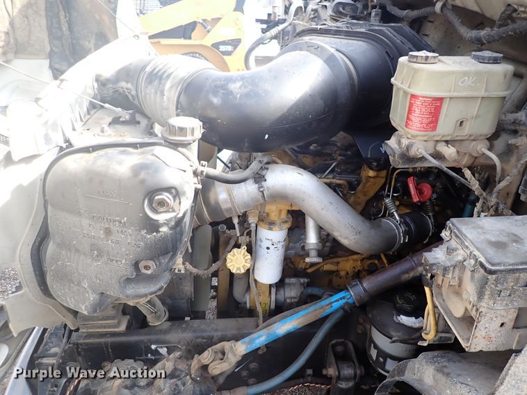 image for item DJ0006 2008 Ford F650  Crew Cab truck cab and chassis