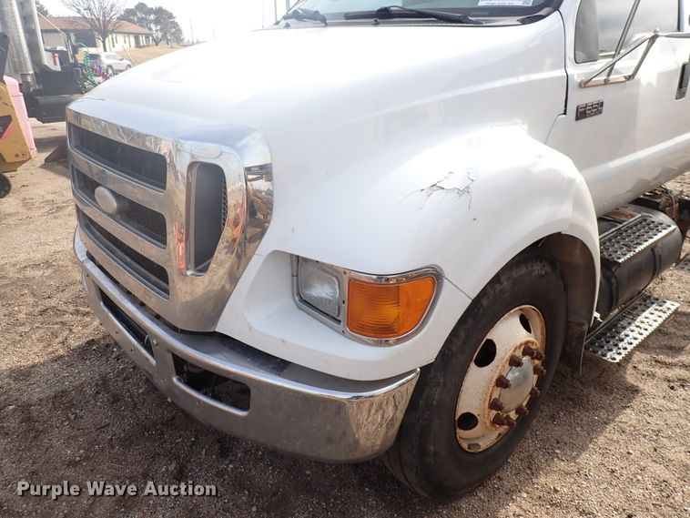 image for item DJ0006 2008 Ford F650  Crew Cab truck cab and chassis