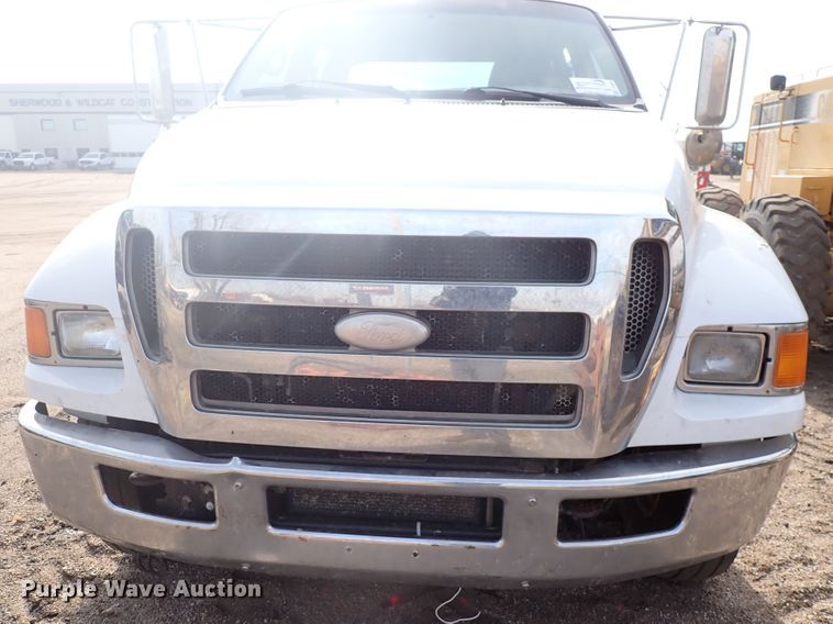 image for item DJ0006 2008 Ford F650  Crew Cab truck cab and chassis