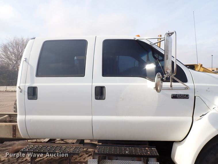 image for item DJ0006 2008 Ford F650  Crew Cab truck cab and chassis