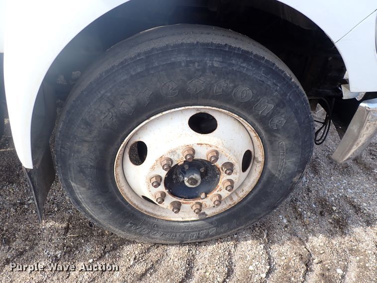 image for item DJ0006 2008 Ford F650  Crew Cab truck cab and chassis