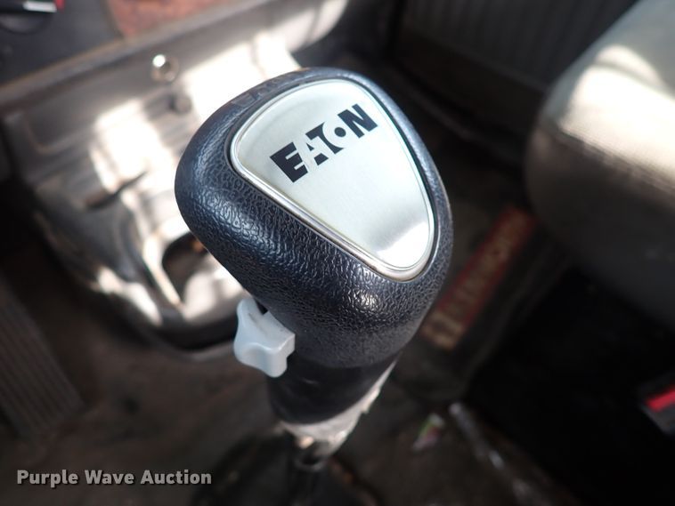 image for item DJ0007 2002 Kenworth W900  semi truck