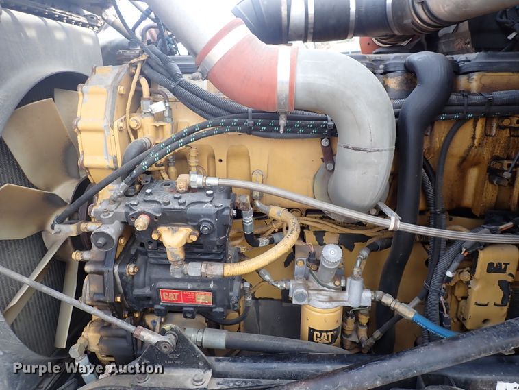 image for item DJ0007 2002 Kenworth W900  semi truck