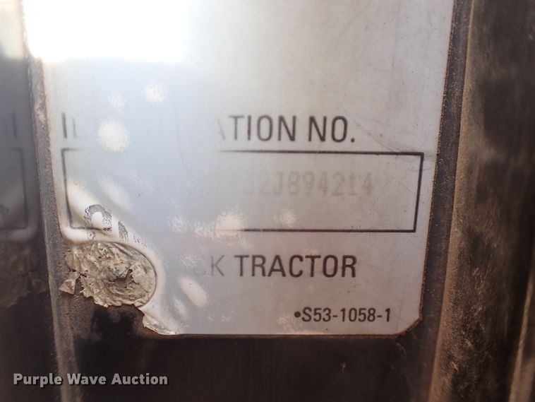 image for item DJ0007 2002 Kenworth W900  semi truck