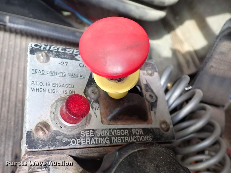 image for item DJ0007 2002 Kenworth W900  semi truck