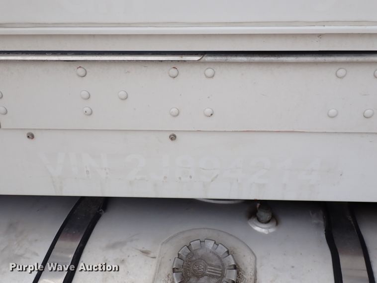 image for item DJ0007 2002 Kenworth W900  semi truck