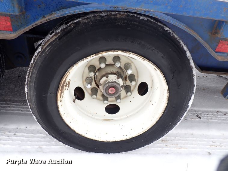 image for item DJ0053 2004 Ledwell LW48X102NT2-10  drop deck equipment trailer