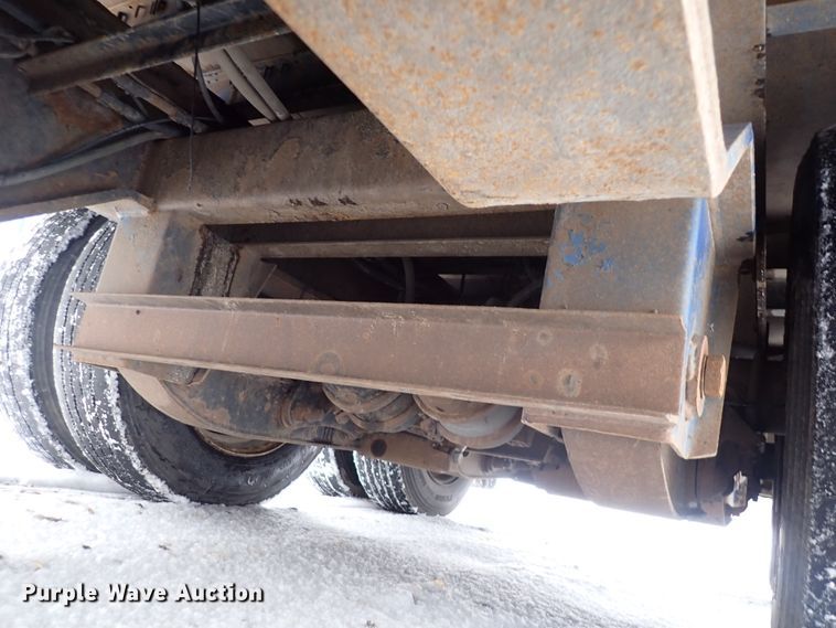 image for item DJ0053 2004 Ledwell LW48X102NT2-10  drop deck equipment trailer