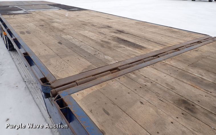 image for item DJ0053 2004 Ledwell LW48X102NT2-10  drop deck equipment trailer