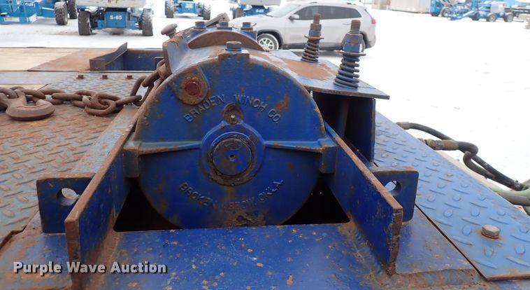 image for item DJ0053 2004 Ledwell LW48X102NT2-10  drop deck equipment trailer