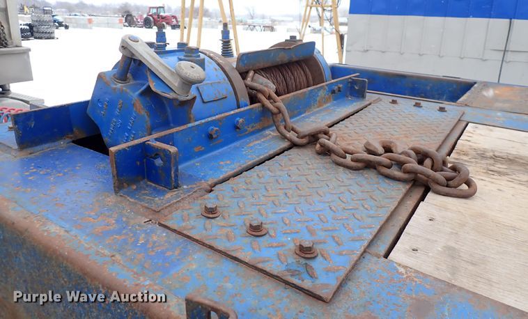 image for item DJ0053 2004 Ledwell LW48X102NT2-10  drop deck equipment trailer