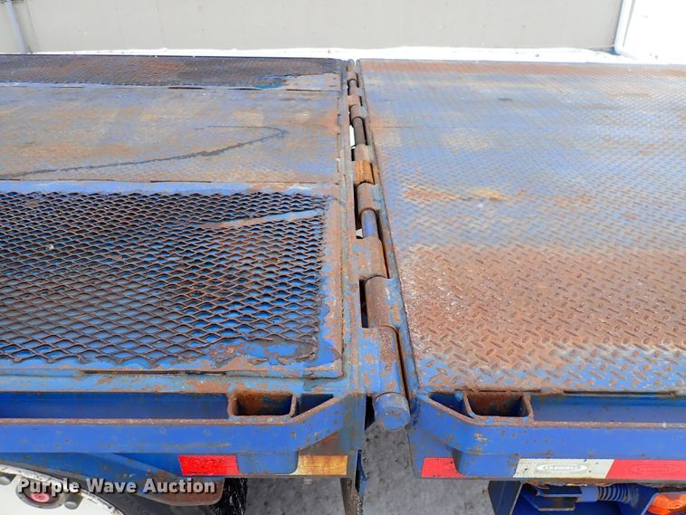 image for item DJ0053 2004 Ledwell LW48X102NT2-10  drop deck equipment trailer