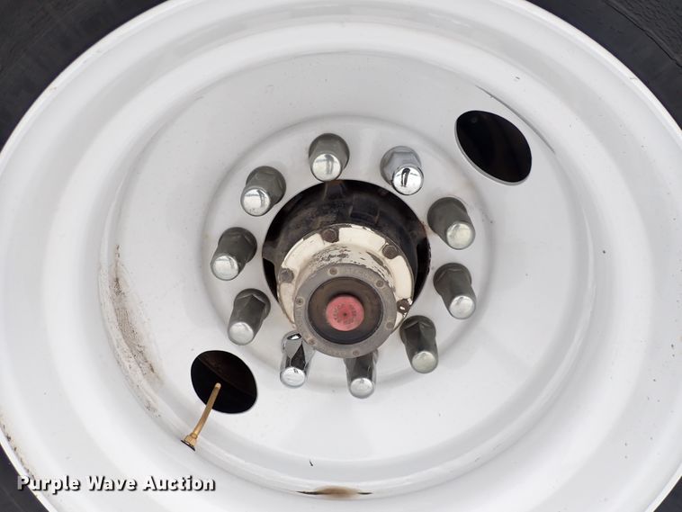 image for item DJ0053 2004 Ledwell LW48X102NT2-10  drop deck equipment trailer