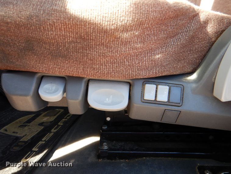 image for item DJ0382 2014 Freightliner Cascadia  semi truck