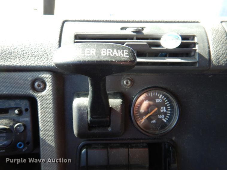 image for item DJ0382 2014 Freightliner Cascadia  semi truck