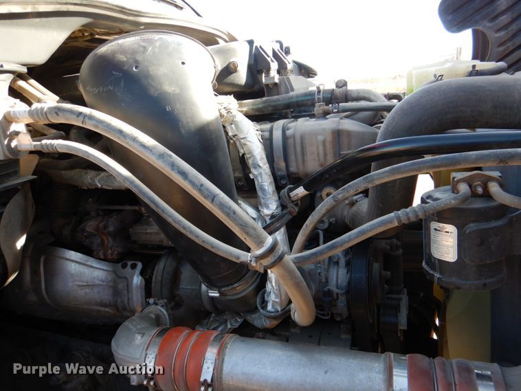 image for item DJ0382 2014 Freightliner Cascadia  semi truck