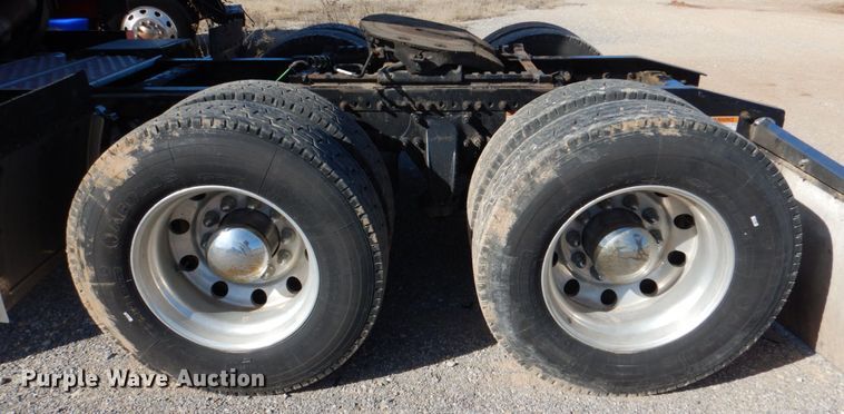 image for item DJ0382 2014 Freightliner Cascadia  semi truck