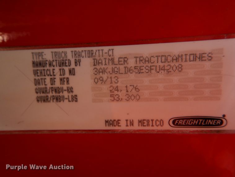 image for item DJ0382 2014 Freightliner Cascadia  semi truck